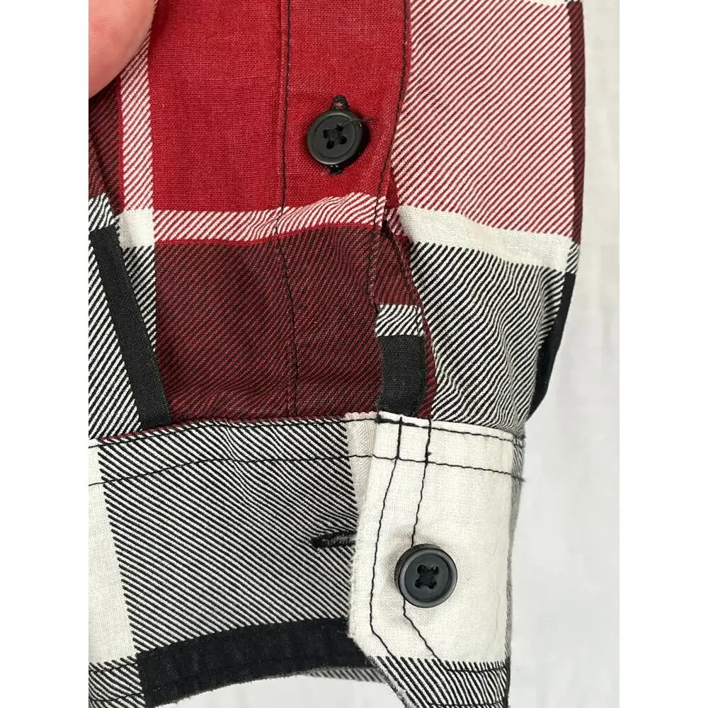 Vans men's black/red plaid button up long sleeve shirt, size M